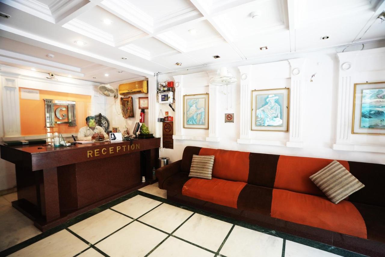 Hotel Classic New Delhi Exterior photo